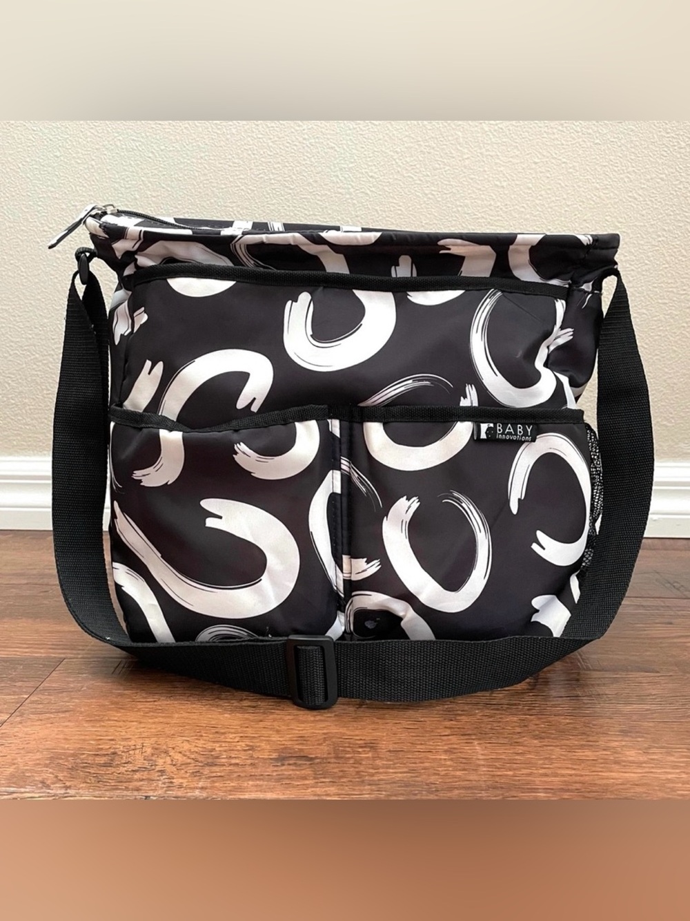 Baby carry-all bag, BABY INNOVATIONS